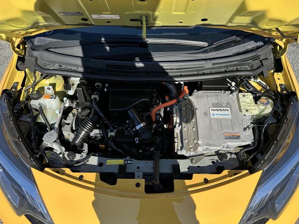 2020 Nissan Note E-Power 360 camera Carousel 9