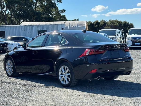 2013 Lexus IS 250 LOW KM.Rear camera.Alarm.10 Airbags. Carousel 14