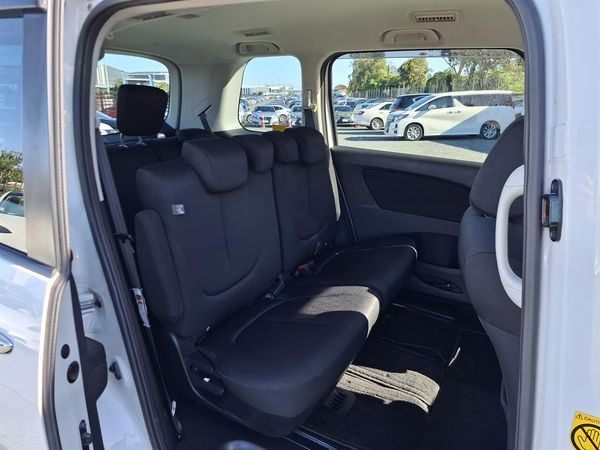 2017 Mazda Biante 8 seater.Rear camera.Electric doors. Carousel 2