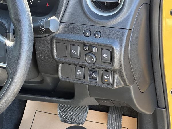 2020 Nissan Note E-Power 360 camera Carousel 6