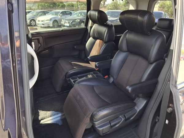 2012 Nissan Elgrand Highway star.Rear camera 7 Seats Carousel 5