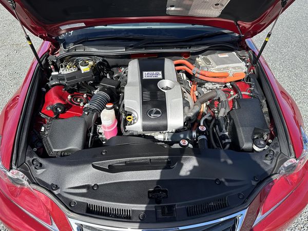 2015 Lexus IS 300h Hybrid.Sunroof.Cruise control.Alarm.10 Airbags.Rear camera.Park sens. Carousel 10