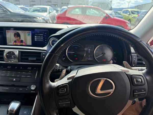 2017 Lexus IS 300h 4,5 Grade.Alarm.Cruise control.10 SRS Airbags. Carousel 12