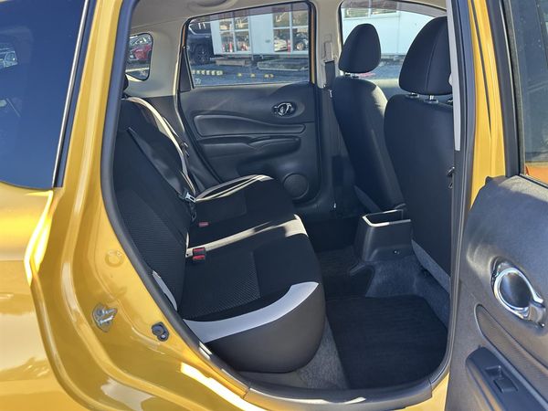 2020 Nissan Note E-Power 360 camera Carousel 1