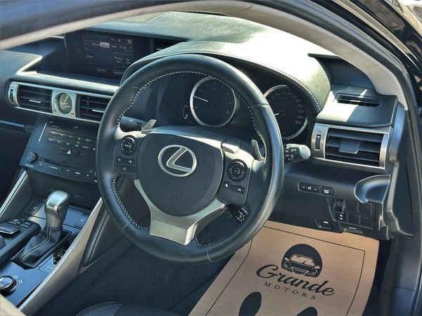 2013 Lexus IS 250 LOW KM.Rear camera.Alarm.10 Airbags. Carousel 9