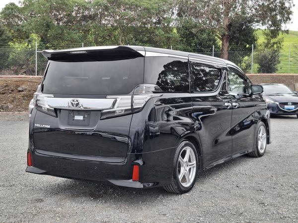 2016 Toyota Vellfire Rear camera.Electric doors.Rea cam.8 Airbags. Carousel 17