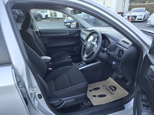 2023 Toyota Corolla Fielder.Hybrid.Lane assist.Rear cam.Park sensors.Safety radar. Carousel 17
