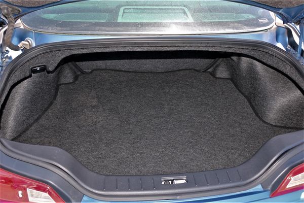 2013 Nissan Skyline 370GT.Coupe.Leather. Carousel 2