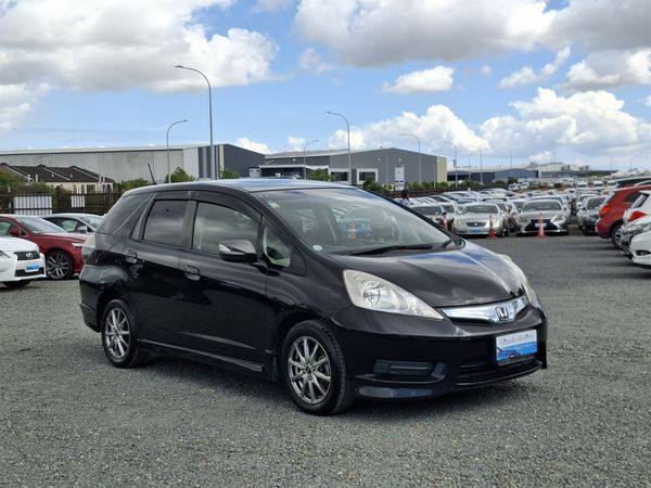 2012 Honda Fit Shuttle.Hybrid.Rear camera.