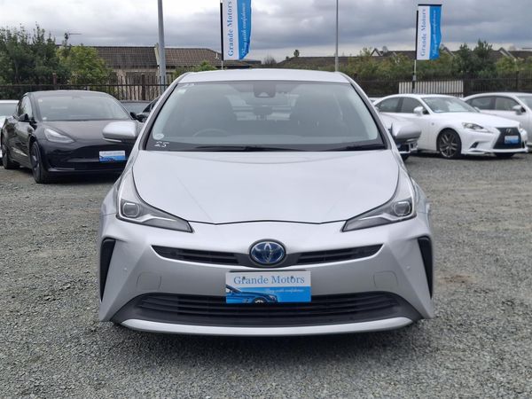 2020 Toyota Prius G.Radar cruise.Lane assist.Rear cam.Alarm.8 Airbags. Carousel 10