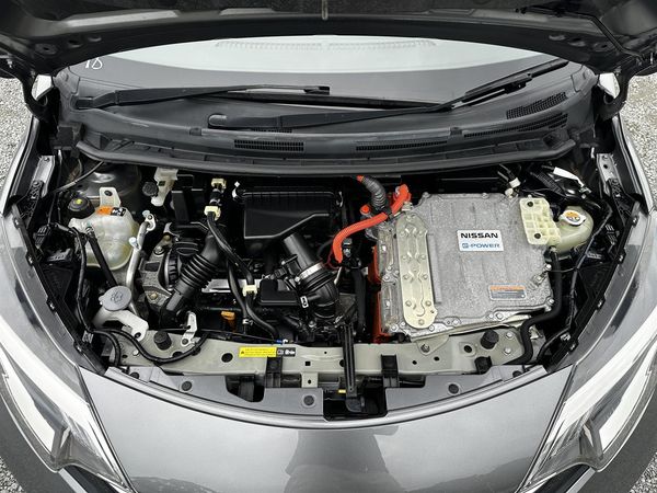 2019 Nissan Note E-power.Rear camera.Lane assist.Safety radar.Park sensors.Button start. Carousel 8
