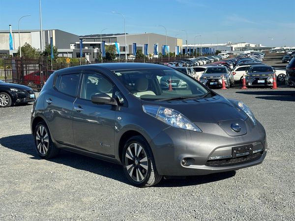 2017 Nissan Leaf 30KW.SOH 75%.BOSE.360°camera.Cruise control.