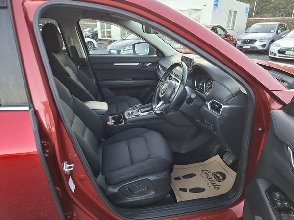 2017 Mazda CX-5 20S Pro Active.Lane assist.Park sensors.Radar cruise. Carousel 1