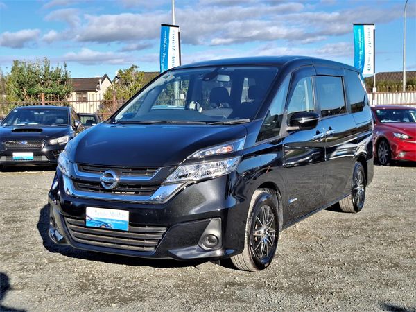 2017 Nissan Serena Hybrid.8 seats.Rear cam.Cruise control. Carousel 13