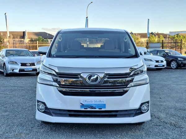 2015 Toyota Vellfire 8 seater Reversing Camera Parking Sensors Carousel 10