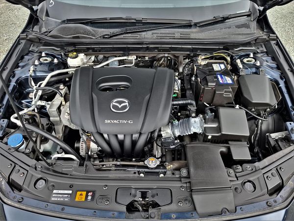2023 Mazda 3 HUD.Rear camera.Radar cruise.Park sensors. Carousel 10
