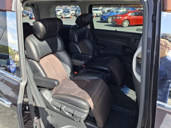 2012 Nissan Elgrand Highway star.Rear camera 7 Seats Carousel 3