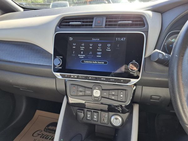 2022 Nissan Leaf 40KW.SOH 86%.Pro-pilot.Android/ApplePlay.360°cam.Park sens. Carousel 5
