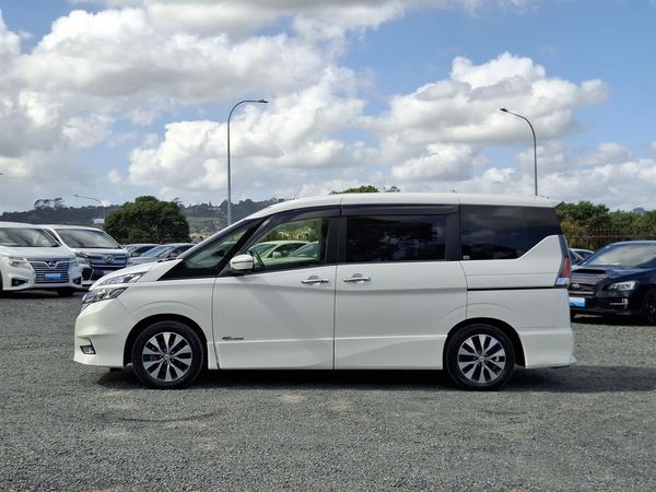 2017 Nissan Serena Highway star.Hybrid.Pro-pilot.Radar cruise.360°camera.Park sensors. Carousel 14