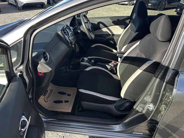 2017 Nissan Note E-power.Rear camera.Lane assist.Safety radar.Park sensors.Button start. Carousel 2