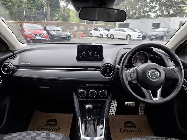 2018 Mazda Demio 13S.Touring.Skyactiv.HUD.360°camera.Park sensors.Alloys. Carousel 5