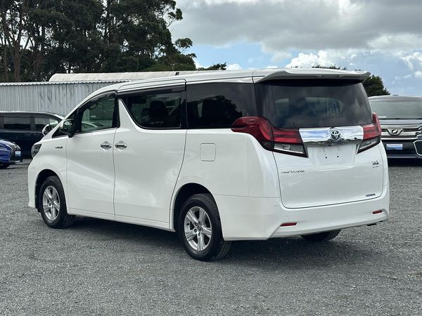 2016 Toyota Alphard Hybrid.7seats.Cruise control.Park sensors.Rear cam.Elec doors.Alarm. Carousel 12