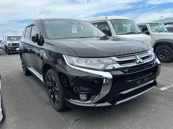 2018 Mitsubishi Outlander Transit PHV Hybrid