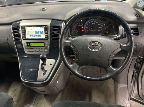 2002 Toyota Alphard Transit MS 7 seater Carousel 4
