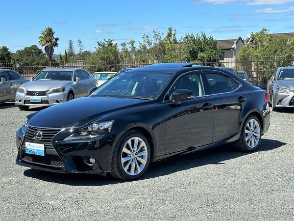 2016 Lexus IS 350 Sunroof.Leather.Cruise control.Alarm.10 SRS Airbags. Carousel 11