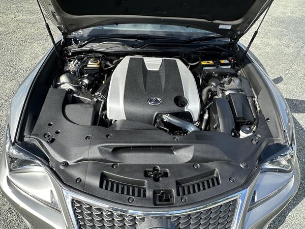 2015 Lexus RC 350 F-sport.Alarm.Radar cruise.Leather.SRS Airbags. Carousel 9