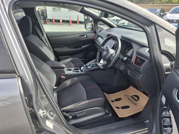 2022 Nissan Leaf Nismo.40KW.88% SOH.Android/ApplePlay.360°cam.Pro-Pilot.Lane assist.Safety radar.Park sens. Carousel 19