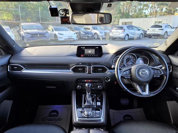 2018 Mazda CX-8 25S.7 seats.HUD.Safety radar.Lane assist.360°camera.Park sensors. Carousel 6