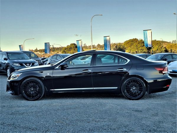 2015 Lexus LS 460 F-Sport.Sunroof.Leather.Radar cruise. Blind sport.Alarm.10 Airbags. Carousel 14