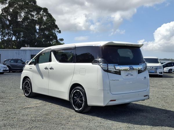 2016 Toyota Vellfire Hybrid.Radar cruise.Rear camera.Park sens.8 Airbags. Carousel 15