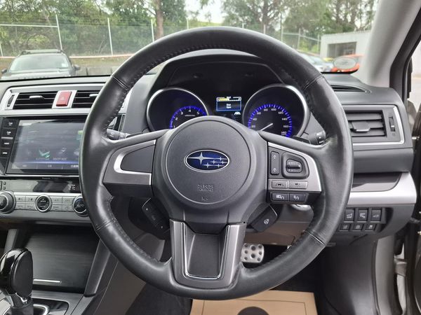 2017 Subaru Outback 4WD.Eyesight.Blind spot.Leather.Radar cruise.Lane assist.Alarm. Carousel 9