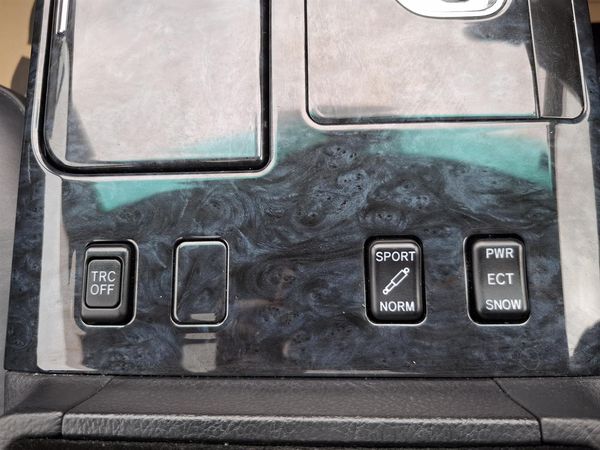 2005 Toyota Crown Athlete.Sunroof.Leather.Cruise control.Rear camera.Alarm. Carousel 6