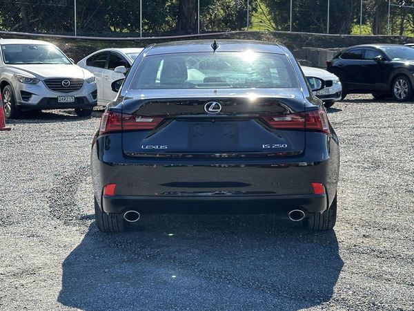 2013 Lexus IS 250 LOW KM.Rear camera.Alarm.10 Airbags.