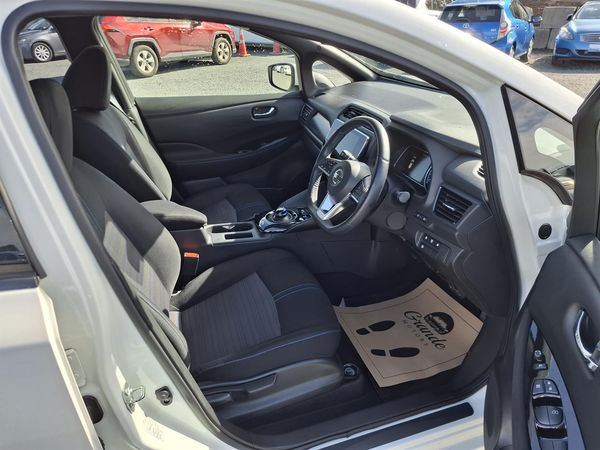 2021 Nissan Leaf 40KW.SOH89%.Android/ApplePlay.10 Airbags.Cruise control.Park sens.Rear cam. Carousel 1