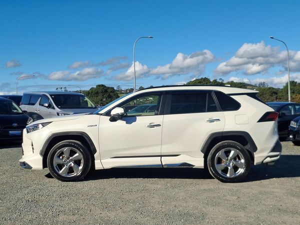 2020 Toyota RAV4 Hybrid.4WD.Leather.Lane assist.Radar cruise.Rear cam.Park sens.Alarm. Carousel 13