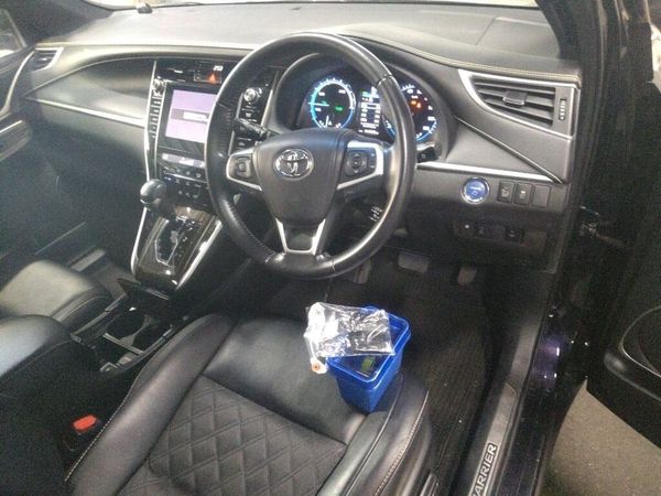 2014 Toyota Harrier Transit HYBRID 4WD ELEGANCE Carousel 1