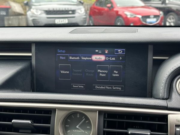 2014 Lexus IS 300h Hybrid.Cruise control.Alarm.10 Airbags.Rear camera. Carousel 6