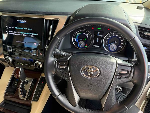 2017 Toyota Alphard Transit Hybrid 8 seaters Carousel 5