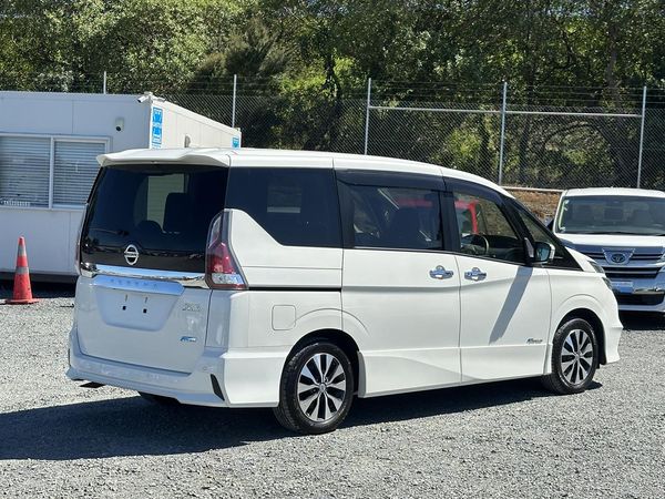 2017 Nissan Serena Highway Star.Hybrid.8 seats.360 camera.Safery radar.Cruise control.Park sensors. Carousel 15