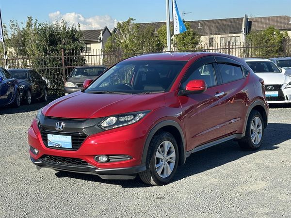 2016 Honda Vezel Hybrid.Rear camera.Cruise control. Carousel 13