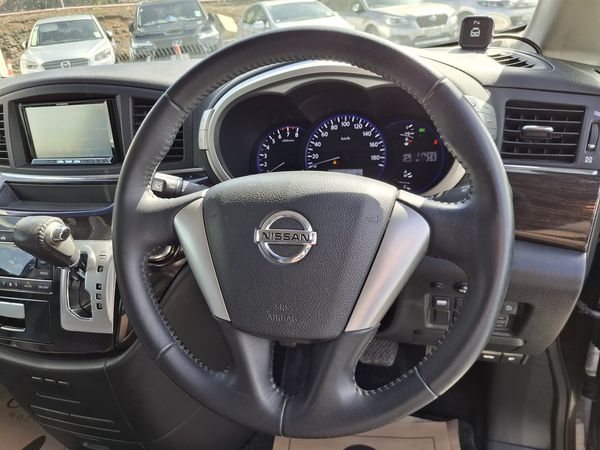 2012 Nissan Elgrand Highway star.Rear camera 7 Seats Carousel 17