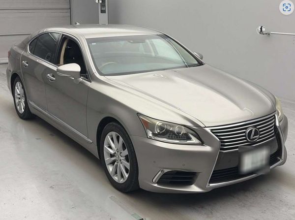 2013 Lexus LS 460 Transit Package C Pack I