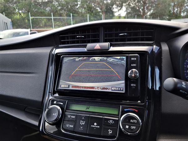2017 Toyota Corolla Fielder.WXB.Hybrid.Safety radar.Lane assist.Rear camera.8 Airbags.Button start. Carousel 5