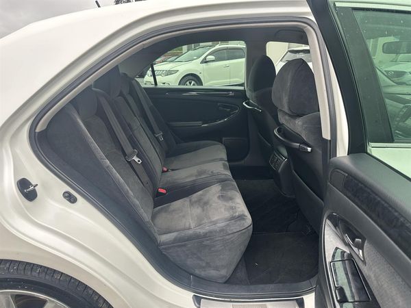 2005 Toyota Crown Athlete.50th Anniversary.Cruise control.Rear camera. Carousel 2
