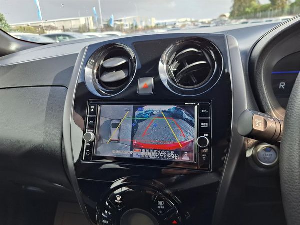 2018 Nissan Note E-power.360 camera.Safety radar.Park sensors.Lane assist. Carousel 7