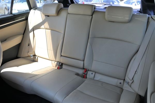 2016 Subaru Outback 4WD.Eyesight.Blind spot.Leather.Radar cruise.Lane assist.Park sens.Alarm. Carousel 4